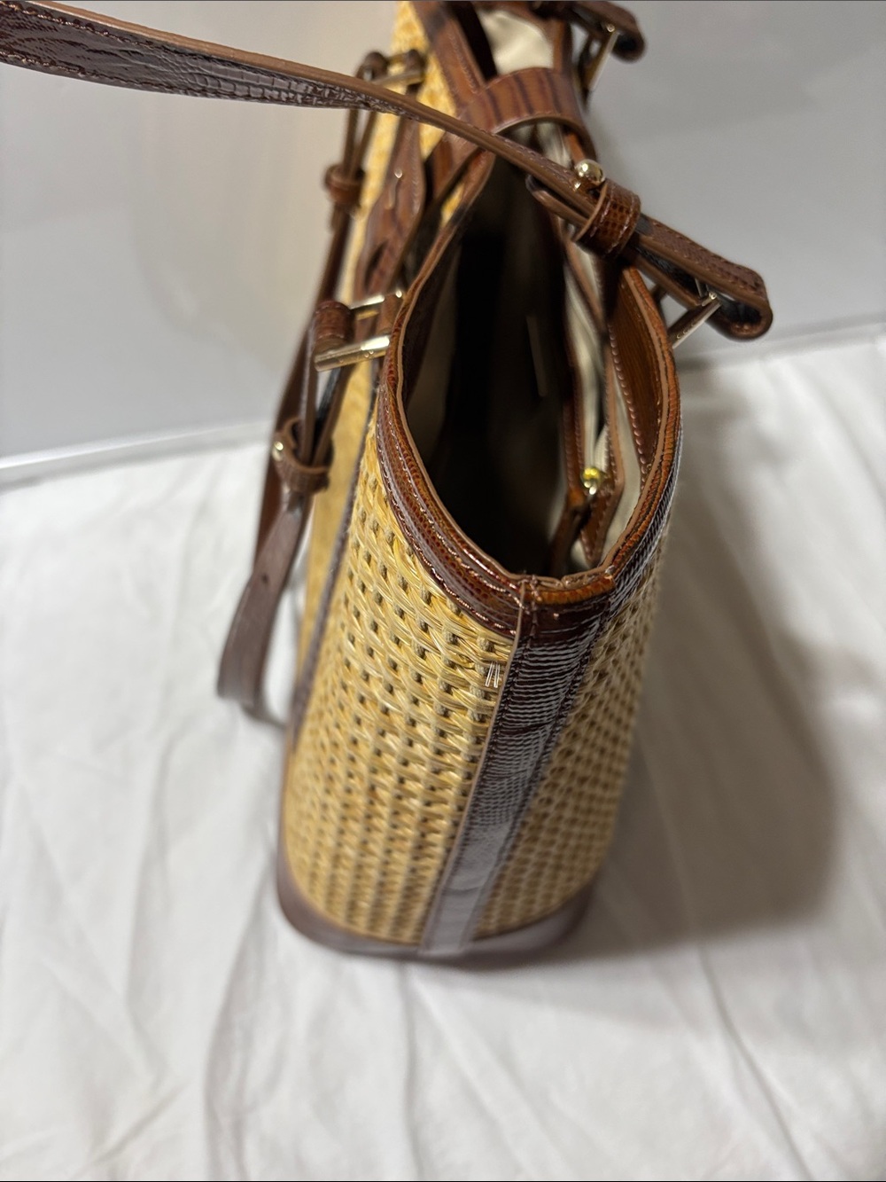 Brahmin Natural Woven Tote with Brown Trim. EUC - Picture 3 of 9